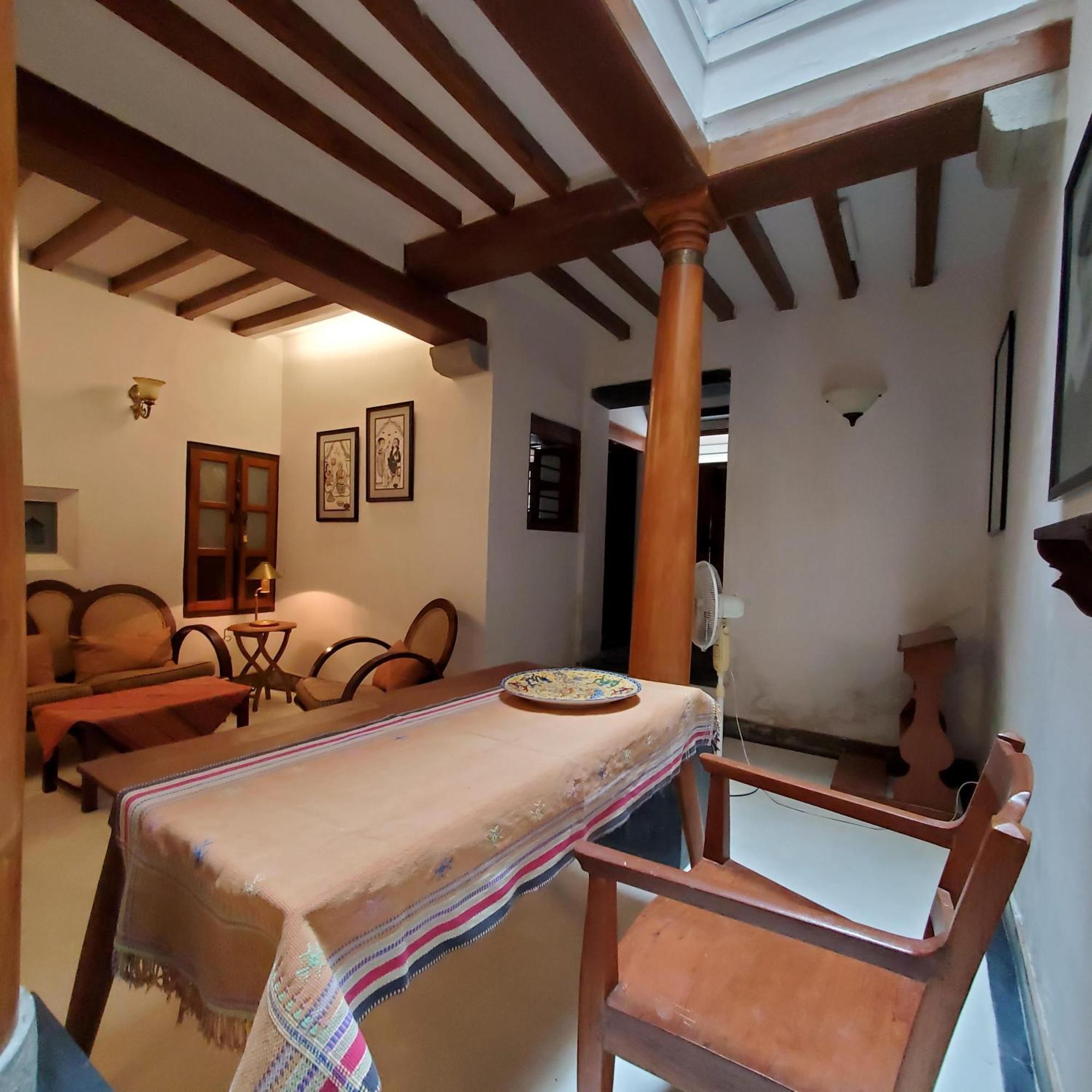Hotel Kariappa House Pondicherry Esterno foto