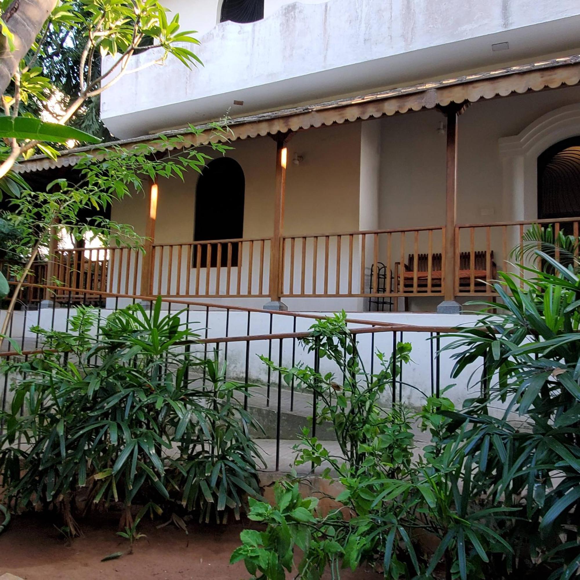 Hotel Kariappa House Pondicherry Esterno foto